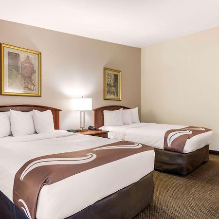 Quality Inn & Suites Tarpon Springs South Exteriér fotografie