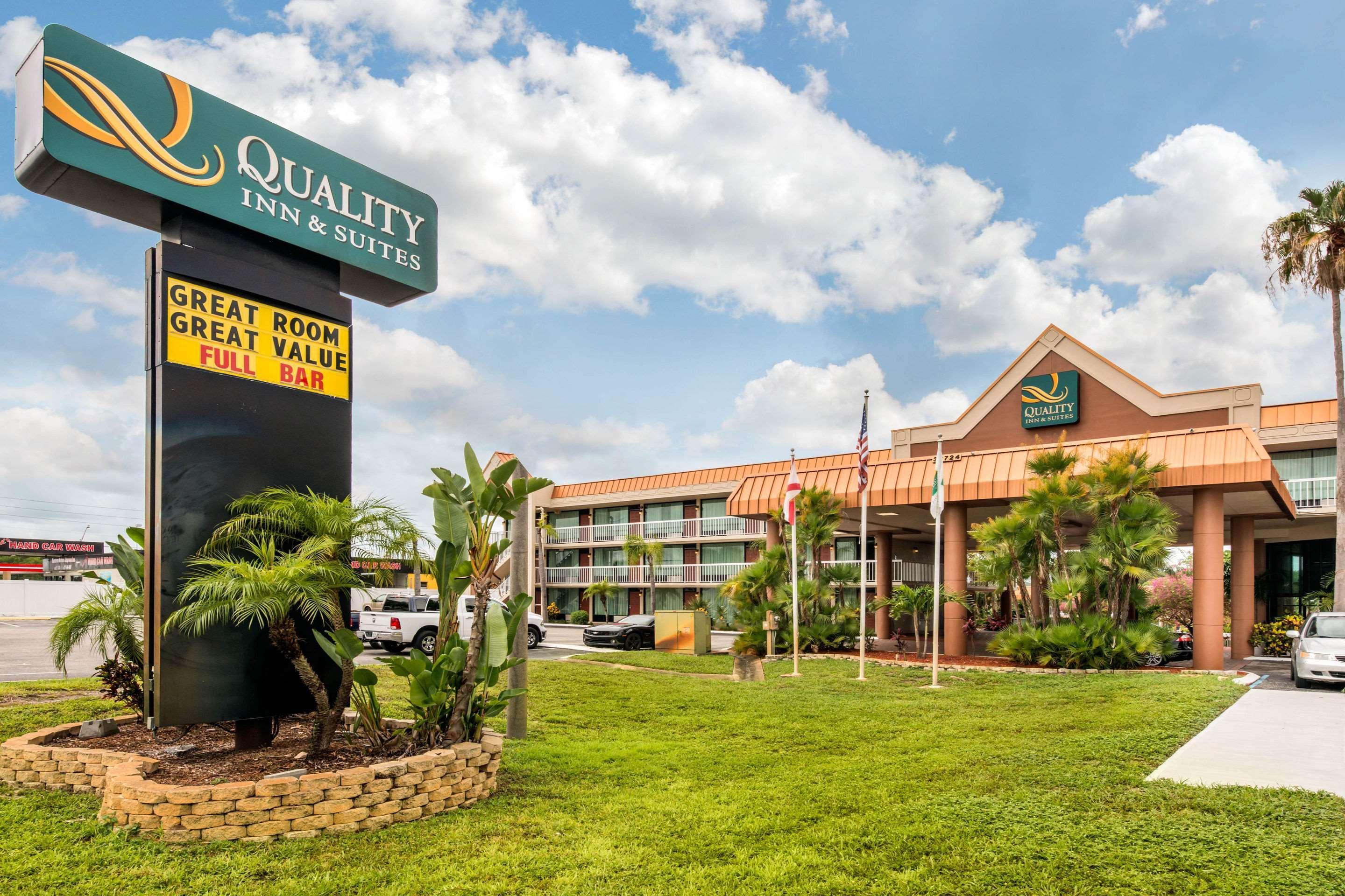 Quality Inn & Suites Tarpon Springs South Exteriér fotografie